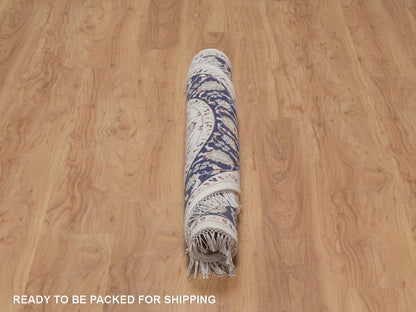 Nain Fine Oriental hand-knotted wool/silk rug in Ivory & Midnight Blue, 4'2" x 4'2" — SKU O092506 (view 6)