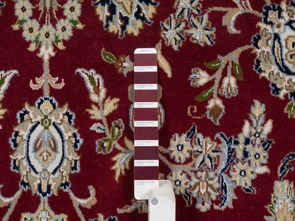 Nain Fine Oriental hand-knotted wool/silk rug in Red & Ivory, 8'9" x 11'10" — SKU O092513 (view 7)