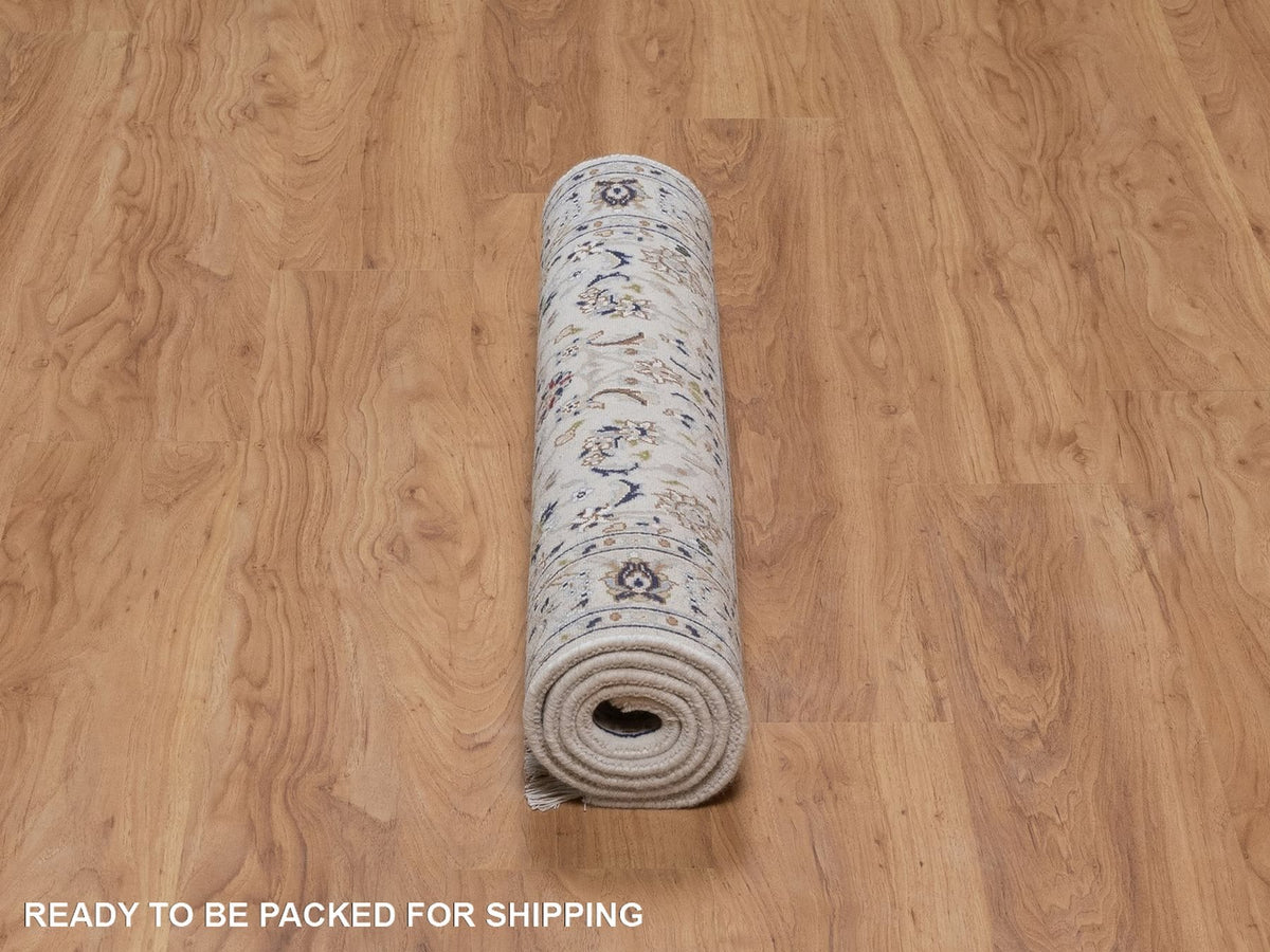 Nain Fine Oriental hand-knotted wool/silk rug in Ivory, 3'1" x 5'3" — SKU O092514 (view 6)
