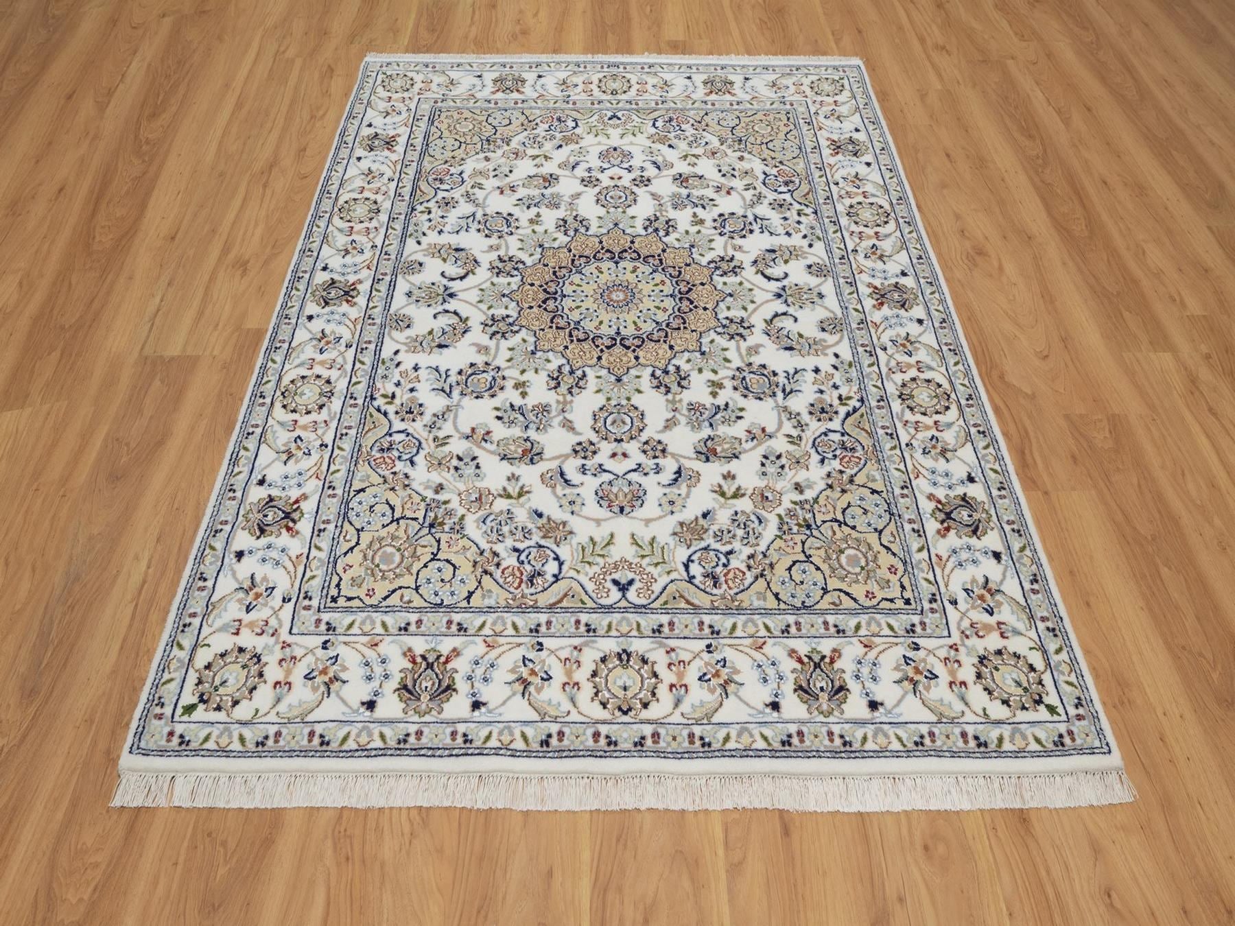 Nain Fine Oriental hand-knotted wool/silk rug in Ivory, 5'2" x 7'1" — SKU O092523 (view 2)