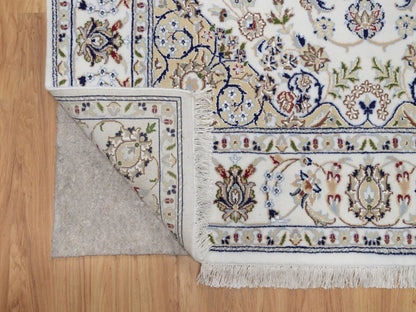 Nain Fine Oriental hand-knotted wool/silk rug in Ivory, 5'2" x 7'1" — SKU O092523 (view 3)