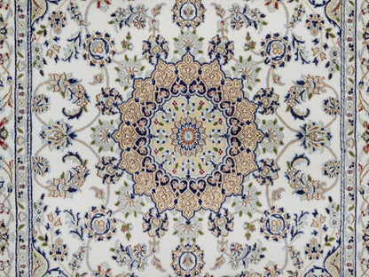 Nain Fine Oriental hand-knotted wool/silk rug in Ivory, 5'2" x 7'1" — SKU O092523 (view 5)