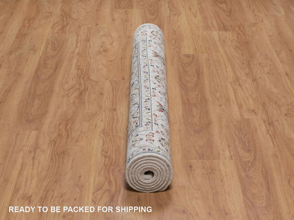 Nain Fine Oriental hand-knotted wool/silk rug in Ivory, 5'2" x 7'1" — SKU O092523 (view 6)