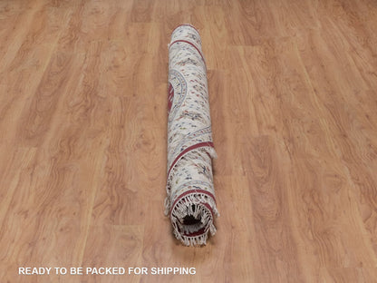 Red 7'0" x 7'0" Fine Oriental Hand knotted Wool/Silk Rug - Sku: O092556