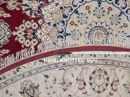 Red 7'0" x 7'0" Fine Oriental Hand knotted Wool/Silk Rug - Sku: O092556