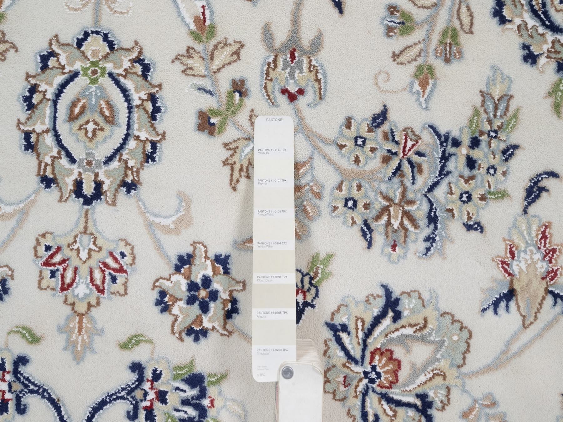Nain Fine Oriental hand-knotted wool/silk rug in Ivory & Midnight Blue, 9'1" x 12'4" — SKU O092564 (view 7)