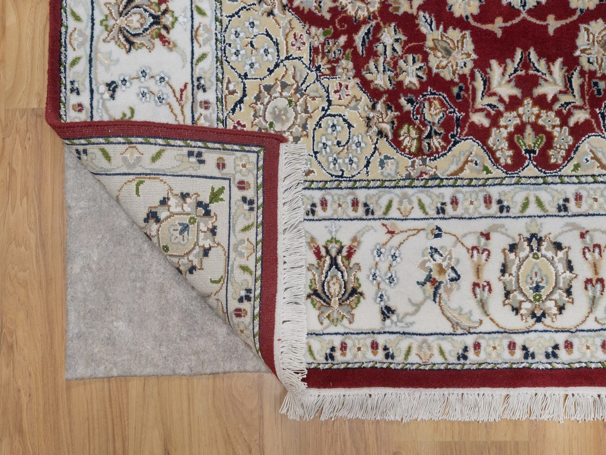 Nain Fine Oriental hand-knotted wool/silk rug in Red & Ivory, 4'10" x 7'10" — SKU O092567 (view 3)