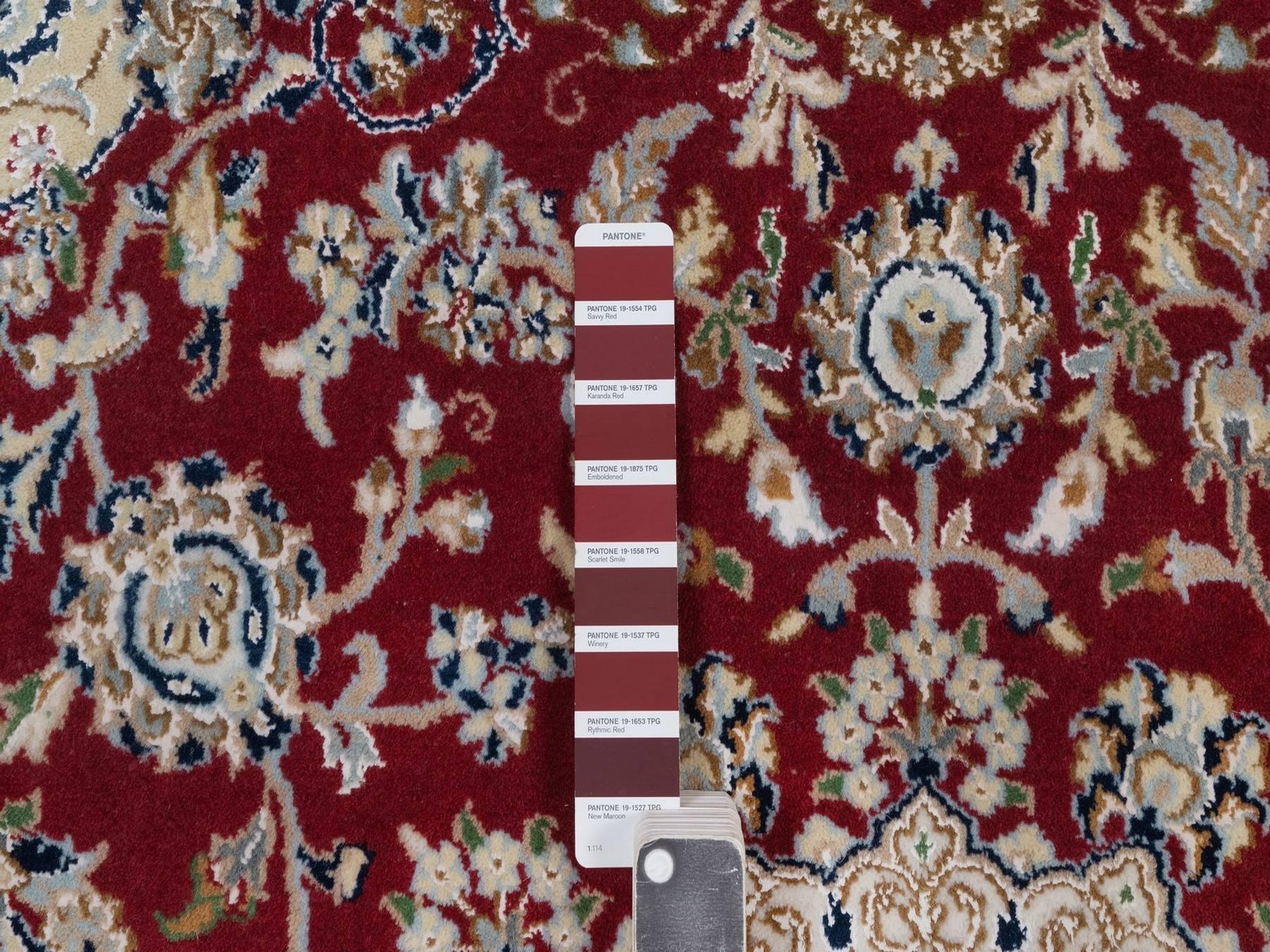 Nain Fine Oriental hand-knotted wool/silk rug in Red & Ivory, 5'10" x 6'1" — SKU O092568 (view 4)