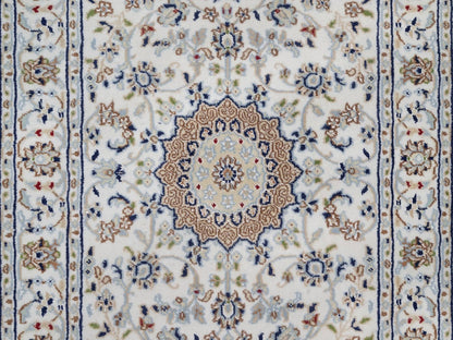 Ivory 2'9" x 20'2" Fine Oriental Hand knotted Wool/Silk Rug - Sku: O092590