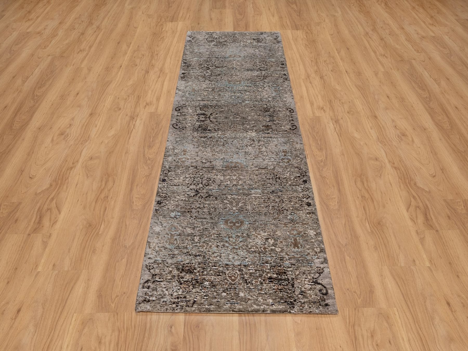 Brown 2'6" x 8'4" Transitional Hand knotted Wool/Silk Rug - Sku: O092593