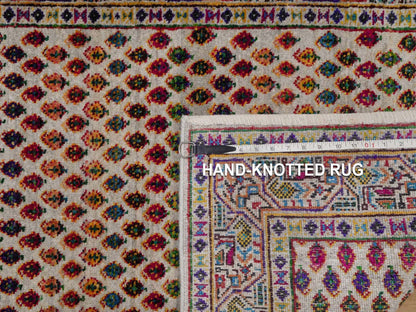 Beige 3'0" x 4'11" Modern and Contemporary Hand knotted Wool/Silk Rug - Sku: O092598