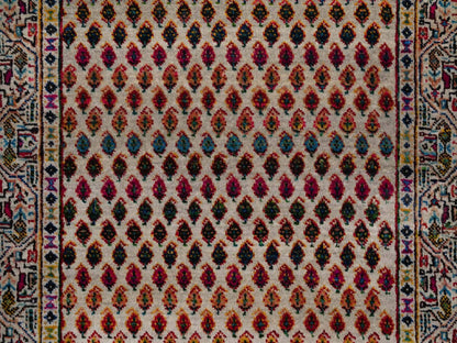 Beige 3'0" x 5'0" Modern and Contemporary Hand knotted Wool/Silk Rug - Sku: O092599