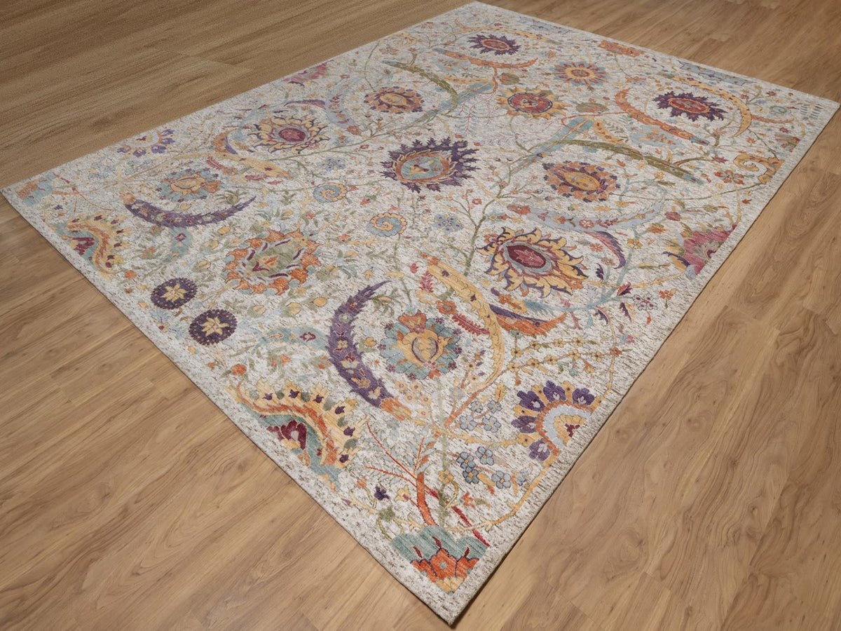 Transitional hand-knotted wool/silk rug in Ivory, 8'11" x 12' — SKU O092603 (view 3)