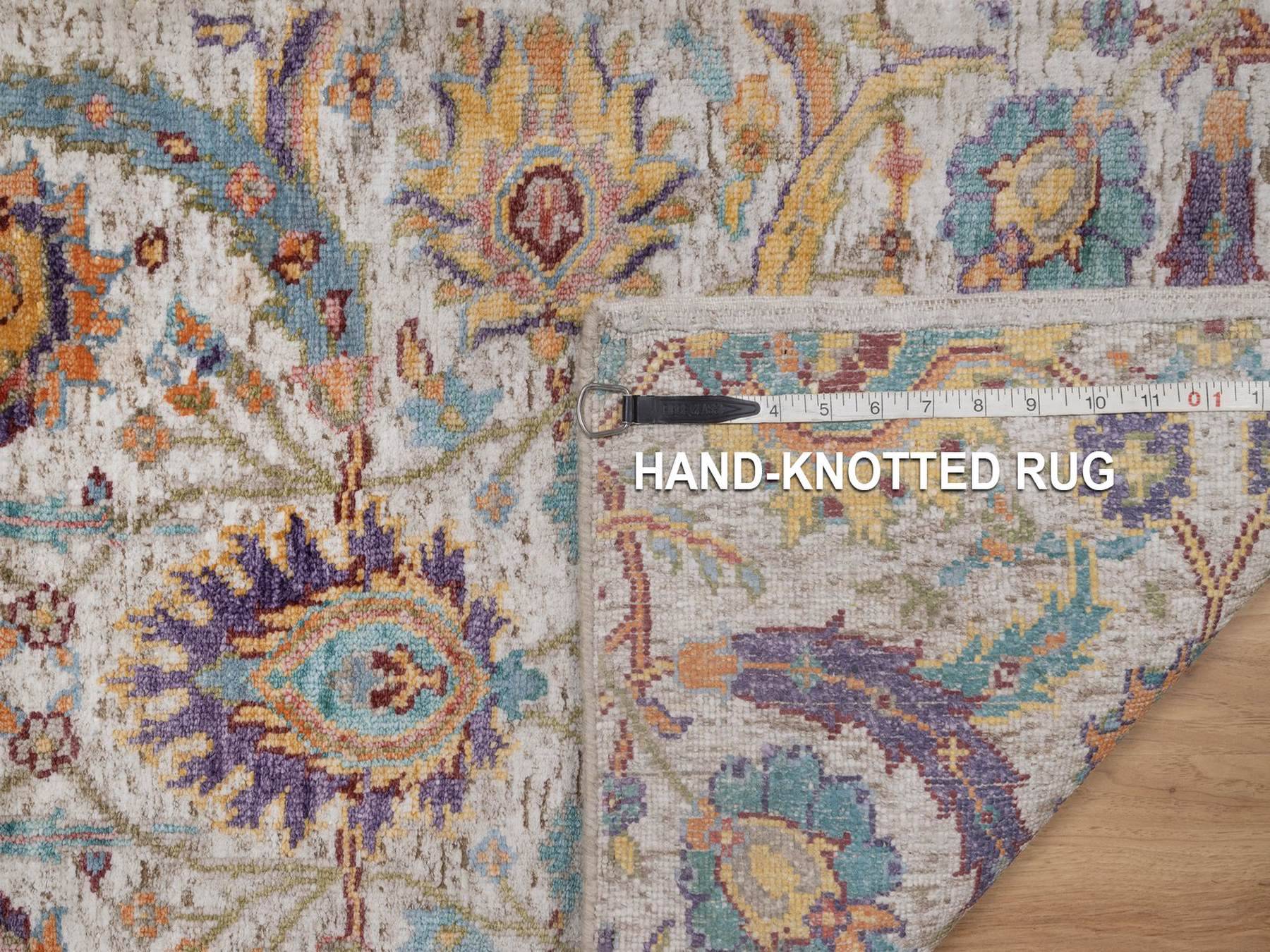 Transitional hand-knotted wool/silk rug in Ivory, 2' x 3' — SKU O092613 (view 8)