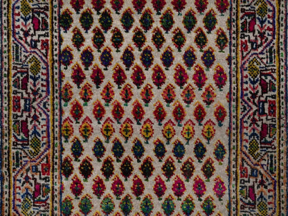 Beige 2'0" x 3'0" Modern and Contemporary Hand knotted Wool/Silk Rug - Sku: O092617