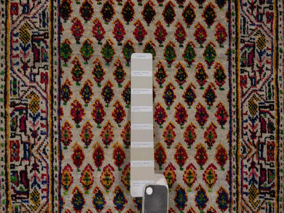Beige 1'11" x 3'0" Modern and Contemporary Hand knotted Wool/Silk Rug - Sku: O092619
