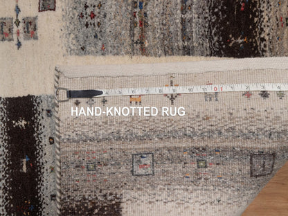 Gabbeh Modern / Contemporary hand-knotted wool rug in Ivory, 2'6" x 4'8", SKU O092623 (view 8)
