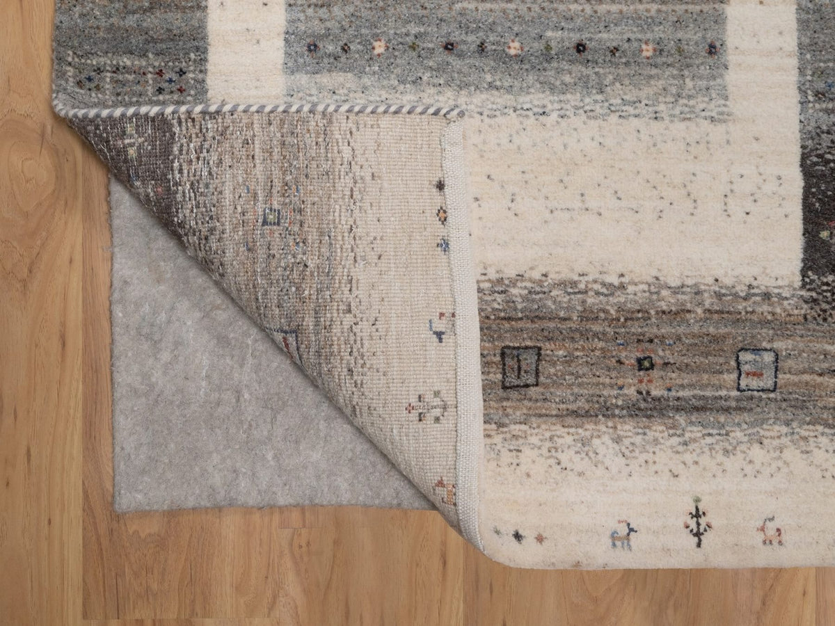 Gabbeh Modern / Contemporary hand-knotted wool rug in Ivory, 2'10" x 5'4", SKU O092628 (view 3)