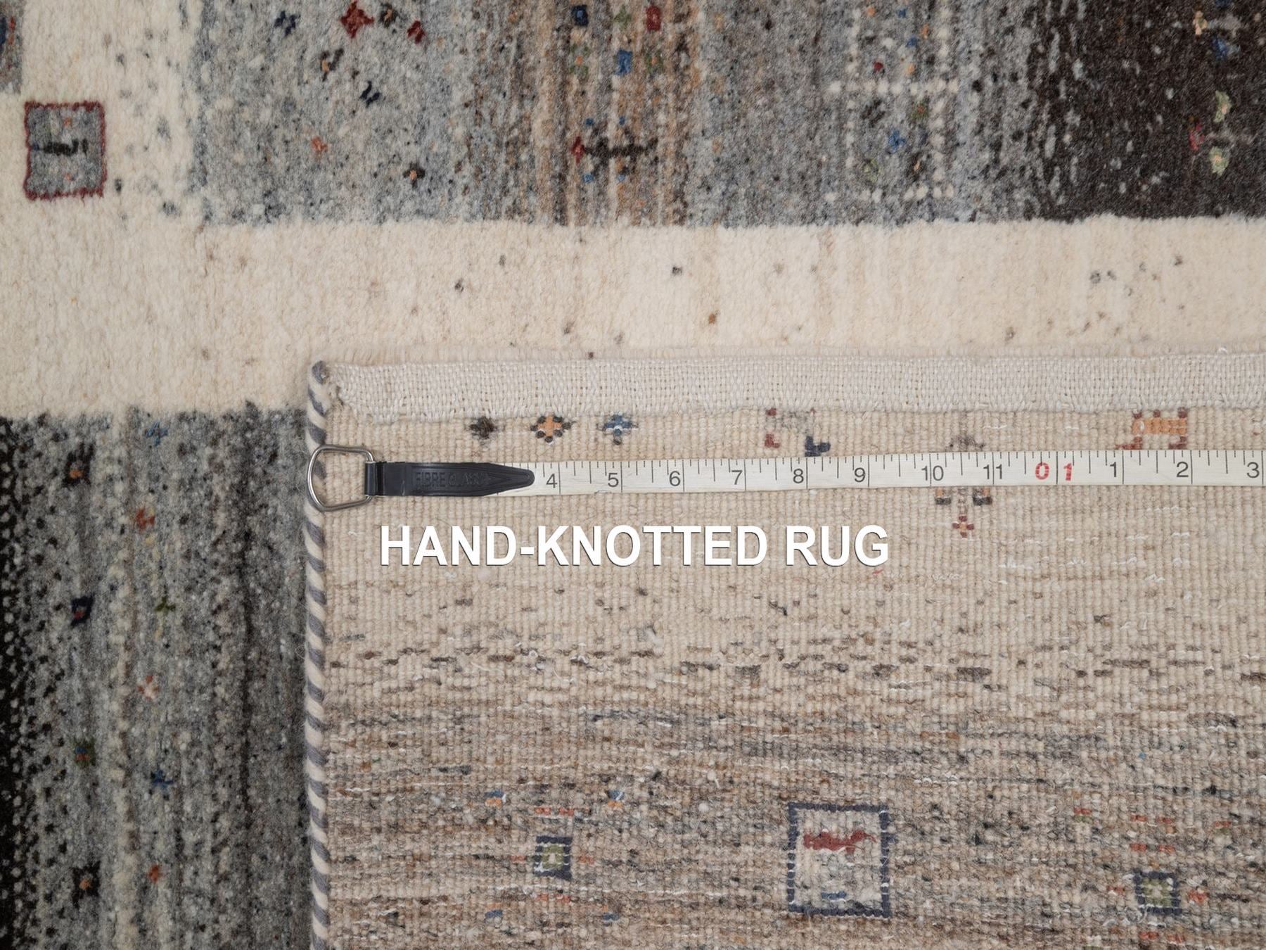 Gabbeh Modern / Contemporary hand-knotted wool rug in Ivory, 2'10" x 5'4", SKU O092628 (view 8)