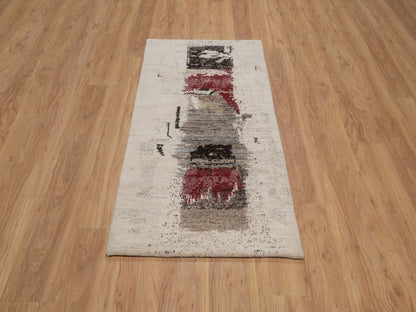 Gabbeh Modern / Contemporary hand-knotted wool rug in Ivory, 2'9" x 5'3", SKU O092630 (view 2)