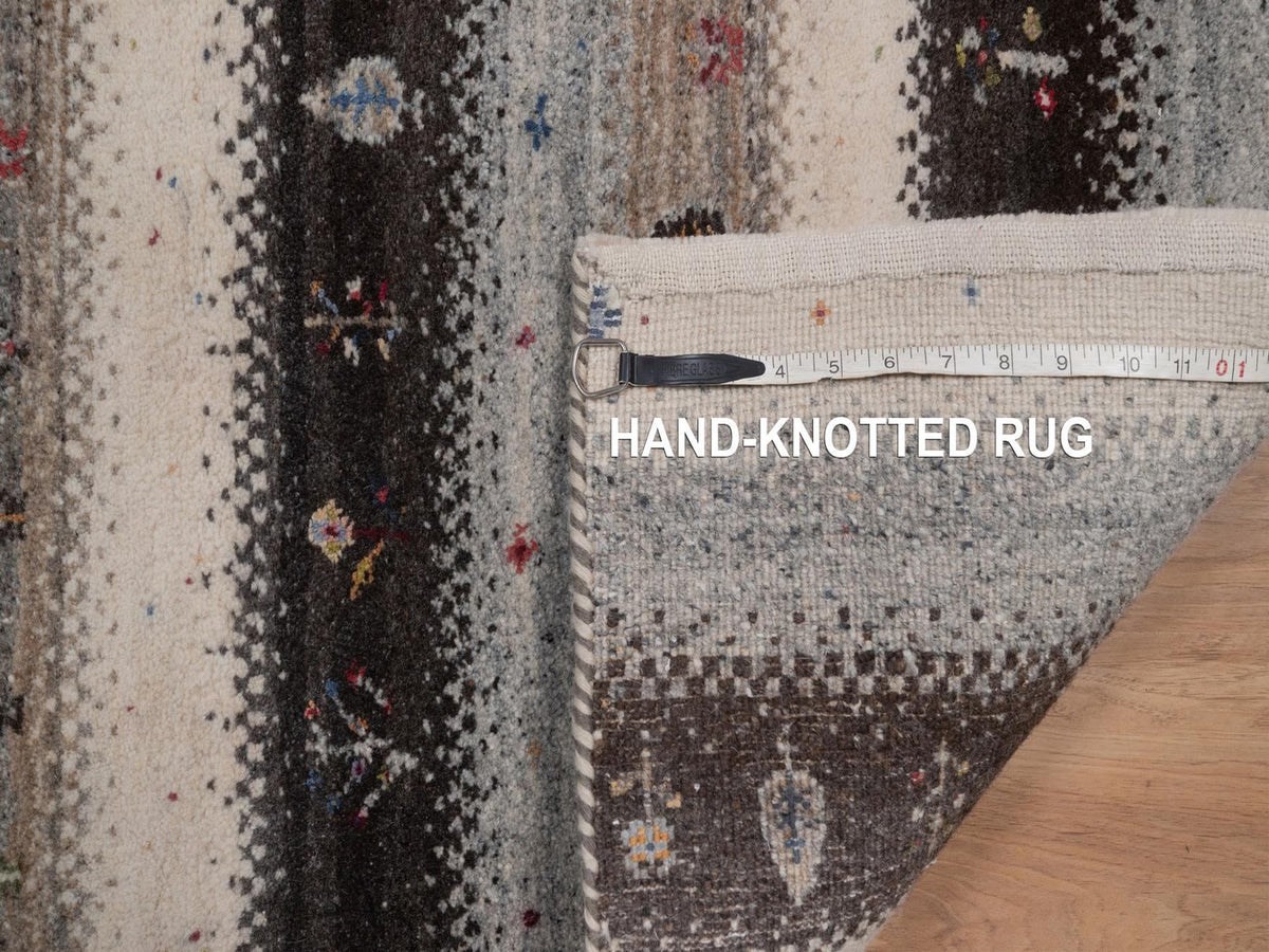 Gabbeh Modern / Contemporary hand-knotted wool rug in Ivory, 1'11" x 3', SKU O092632 (view 8)