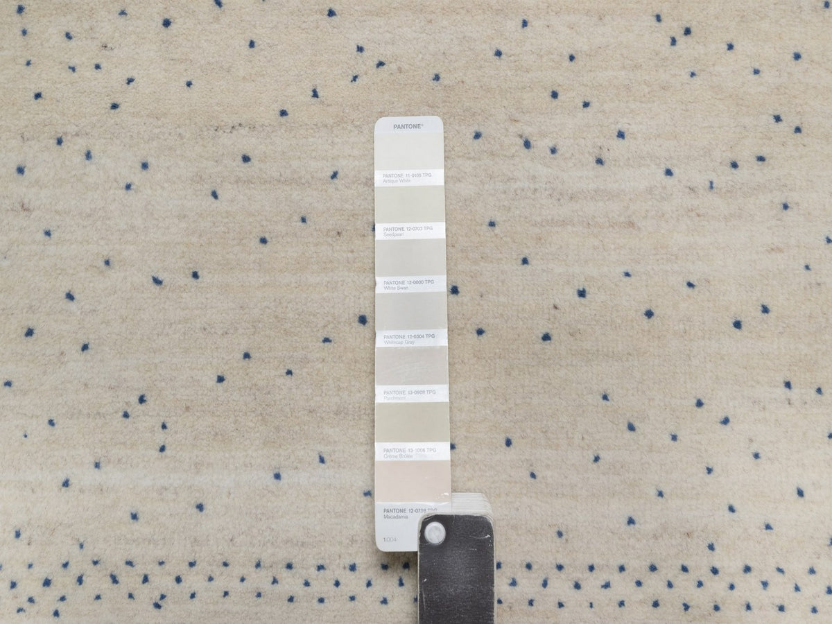Gabbeh Modern / Contemporary hand-knotted wool runner in Ivory, 2'6" x 8'6", SKU O092639 (view 4)
