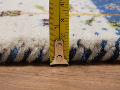 Gabbeh Modern / Contemporary hand-knotted wool runner in Ivory, 2'6" x 8'6", SKU O092639 (view 7)