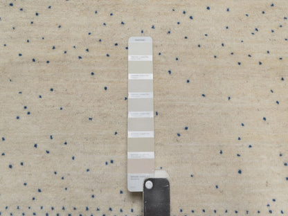 Gabbeh Modern / Contemporary hand-knotted wool runner in Ivory, 2'6" x 8'5", SKU O092641 (view 4)