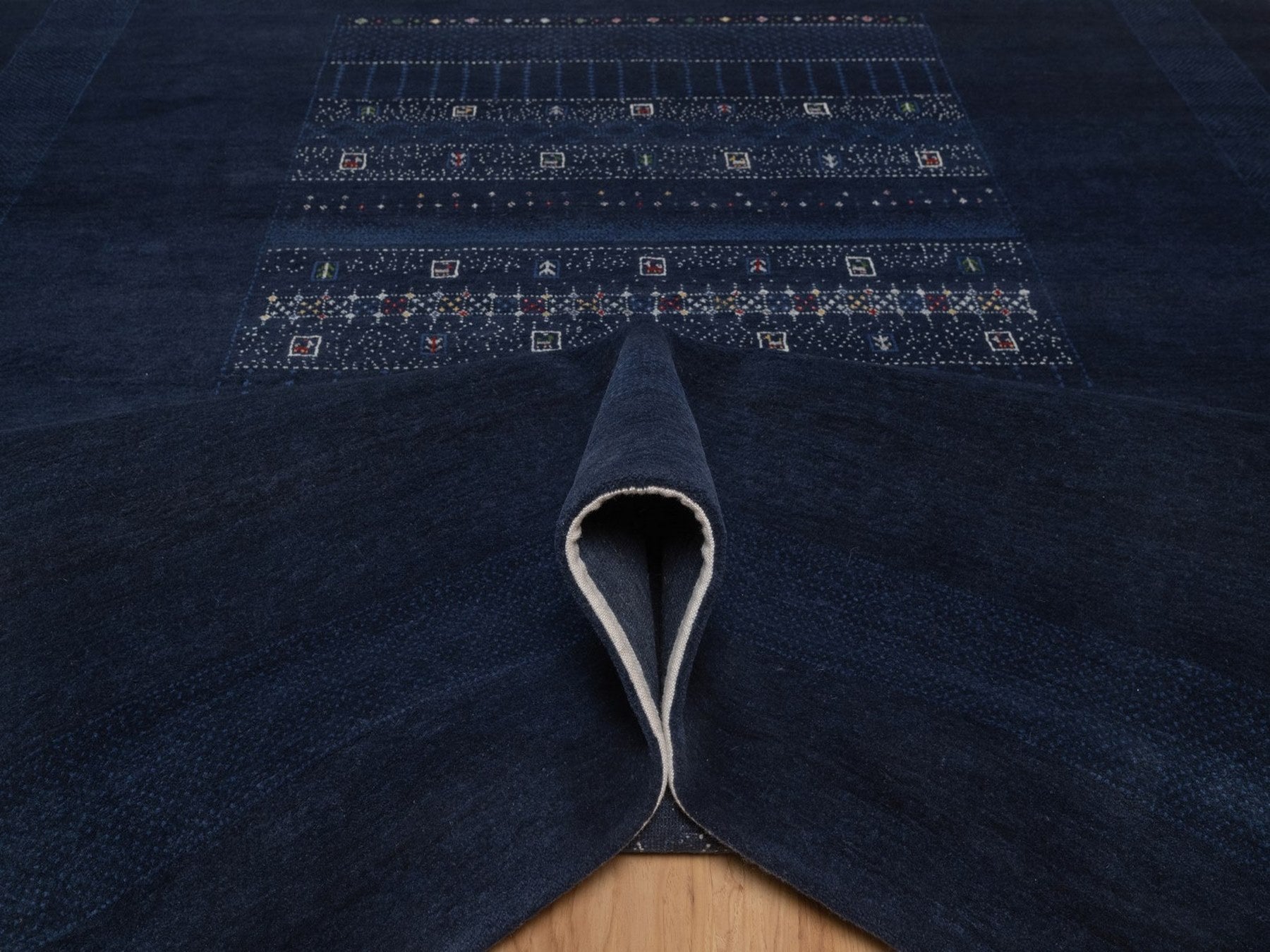 Gabbeh Modern / Contemporary hand-knotted wool rug in Blue, 9'1" x 12'1", SKU O092644 (view 5)