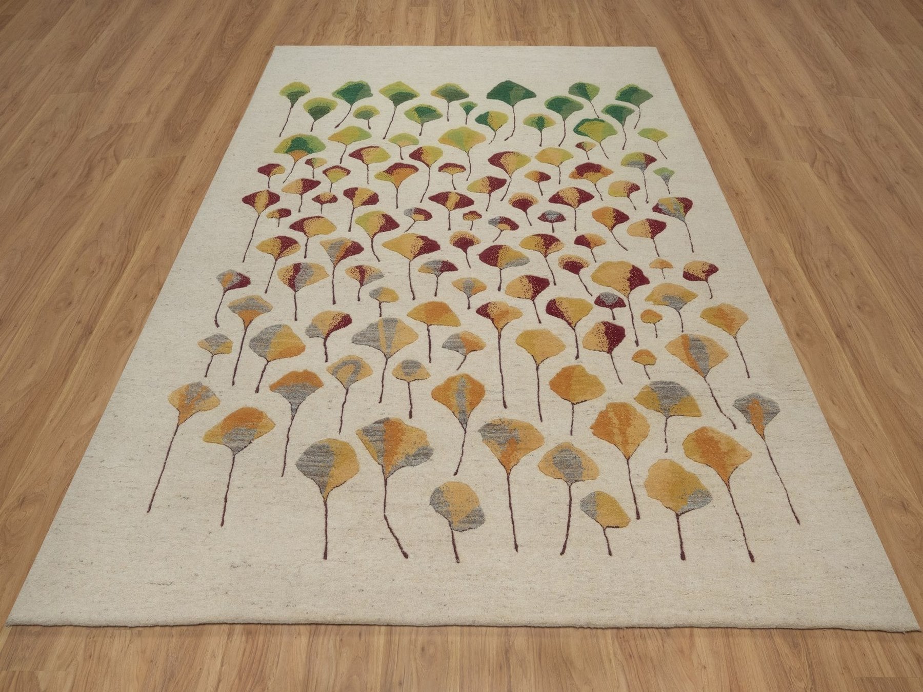 Gabbeh Modern / Contemporary hand-knotted wool rug in Ivory, 7'10" x 9'7", SKU O092650 (view 2)