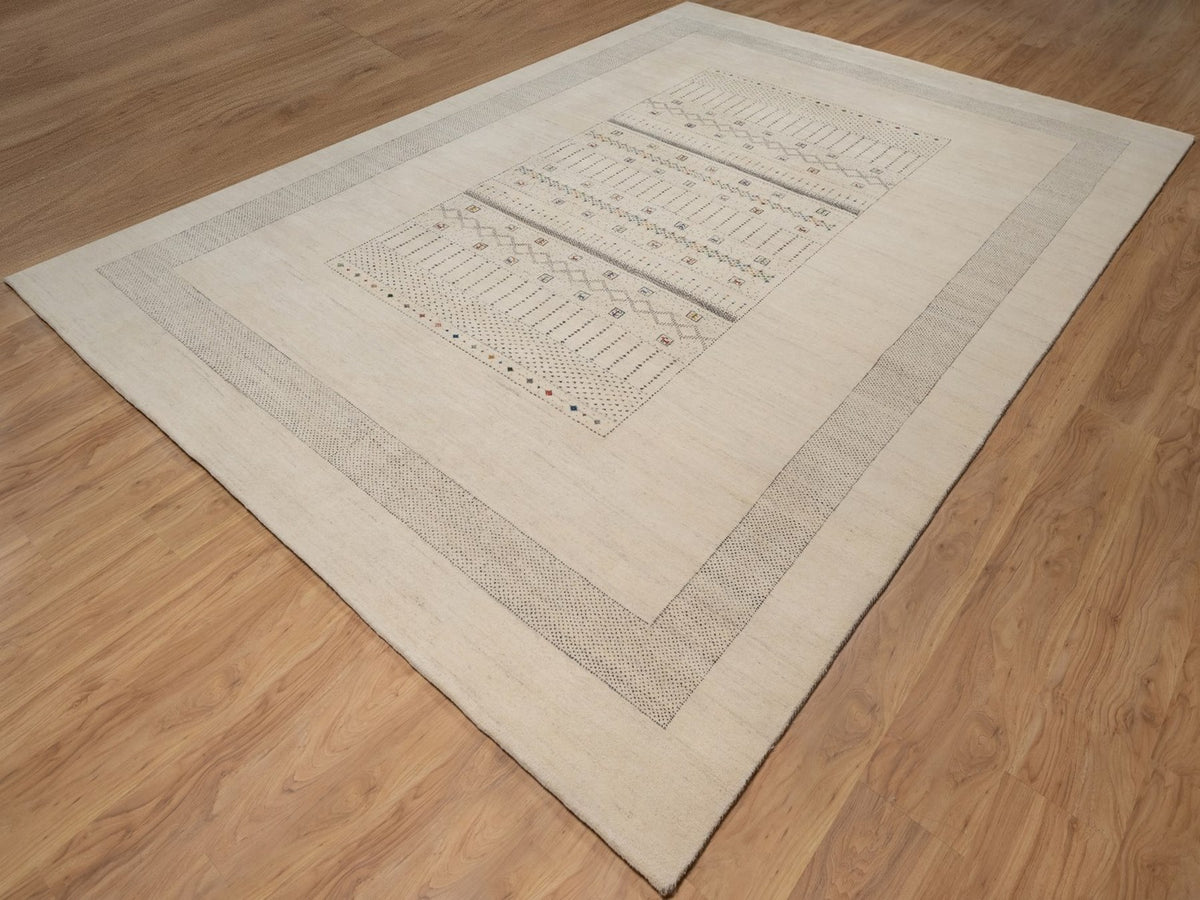 Gabbeh Modern / Contemporary hand-knotted wool rug in Ivory, 8'9" x 11'11", SKU O092654 (view 3)