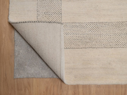 Gabbeh Modern / Contemporary hand-knotted wool rug in Ivory, 8'9" x 11'11", SKU O092654 (view 4)
