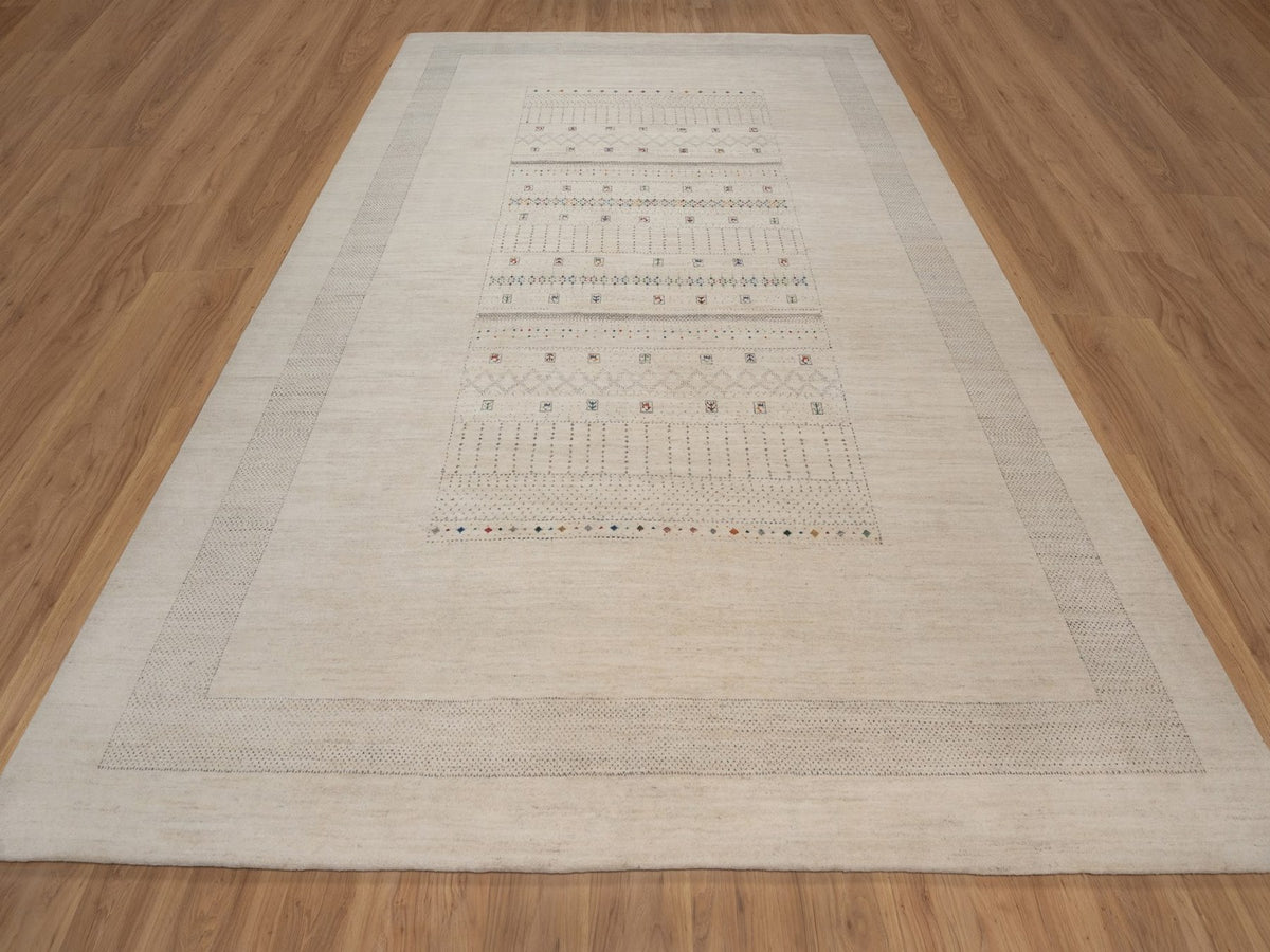 Gabbeh Modern / Contemporary hand-knotted wool rug in Ivory, 8'11" x 11'11", SKU O092655 (view 2)