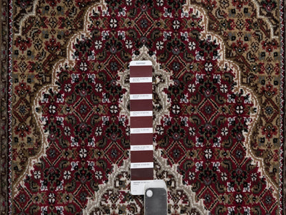 Tabriz hand-knotted wool rug in Red, 2'9" x 4'11", SKU O092662 (view 4)