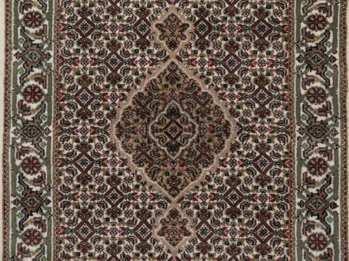 Tabriz hand-knotted wool runner in Ivory, 2'8" x 8'4", SKU O092669 (view 5)