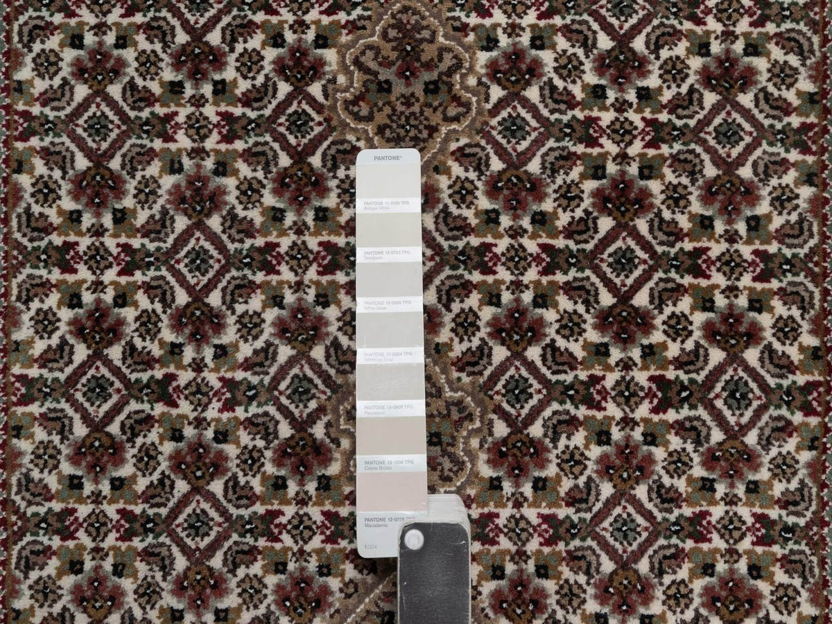 Tabriz hand-knotted wool runner in Ivory, 2'8" x 11'9", SKU O092670 (view 4)