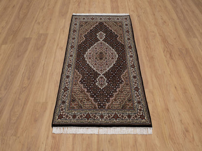 Tabriz hand-knotted wool rug in Black, 2'9" x 5'3", SKU O092672 (view 2)
