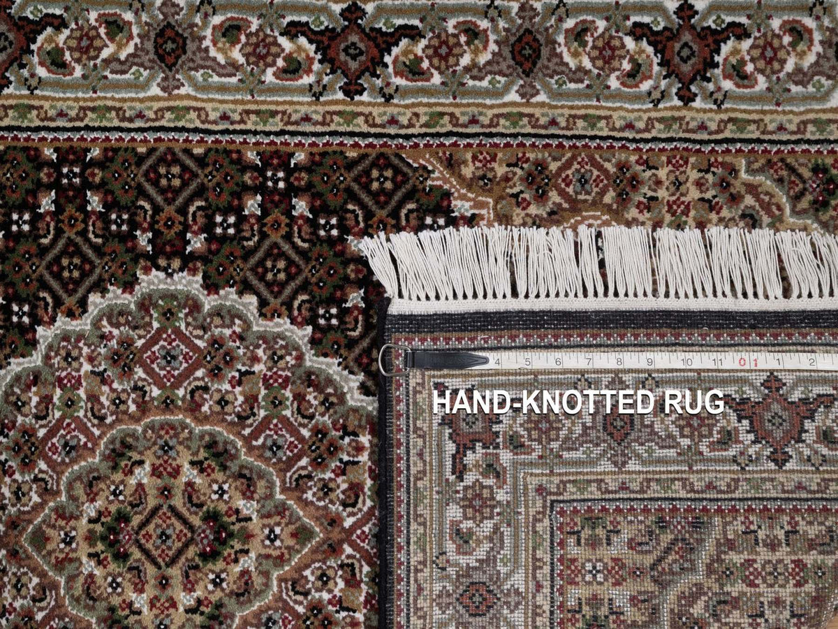 Tabriz hand-knotted wool rug in Black, 2'11" x 5'2", SKU O092673 (view 8)