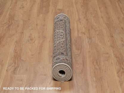 Tabriz hand-knotted wool rug in Ivory, 3'9" x 5'11", SKU O092678 (view 6)