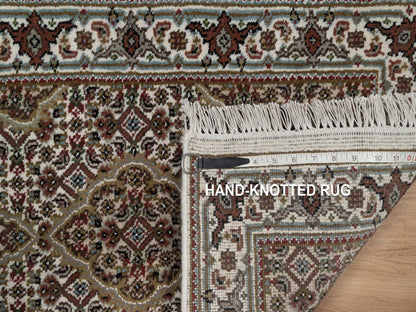 Tabriz hand-knotted wool rug in Ivory, 1'11" x 3'1", SKU O092680 (view 8)