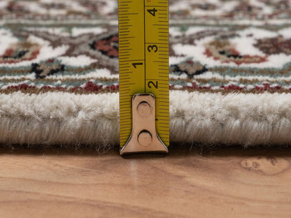 Tabriz hand-knotted wool rug in Ivory, 2'1" x 3'1", SKU O092682 (view 7)