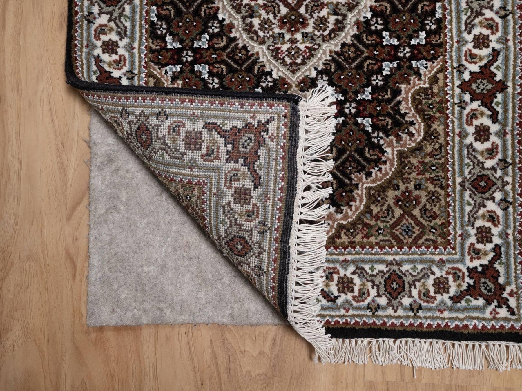 Tabriz hand-knotted wool rug in Black, 1'11" x 2'11", SKU O092683 (view 3)