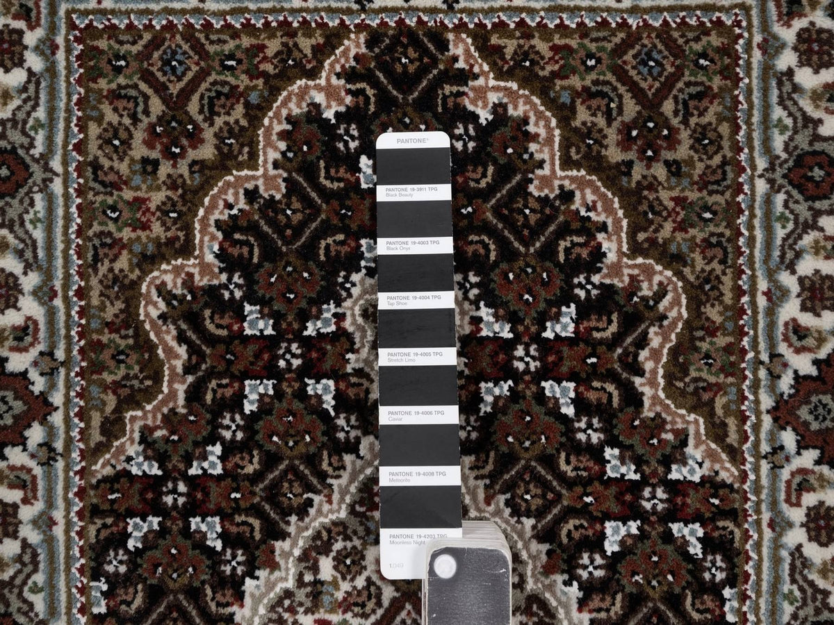 Tabriz hand-knotted wool rug in Black, 1'11" x 2'11", SKU O092683 (view 4)