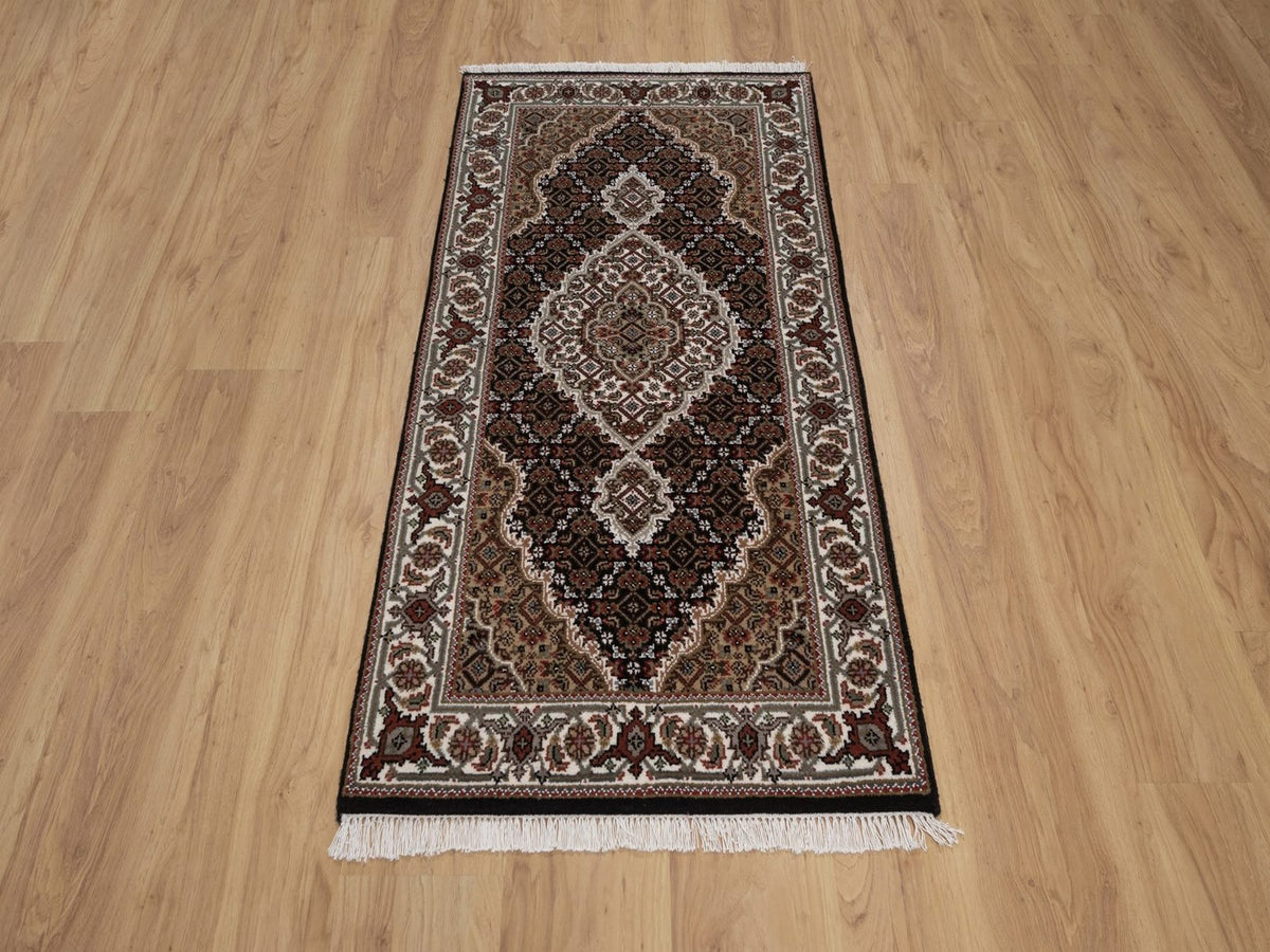 Tabriz hand-knotted wool rug in Black, 2'5" x 4'10", SKU O092689 (view 2)