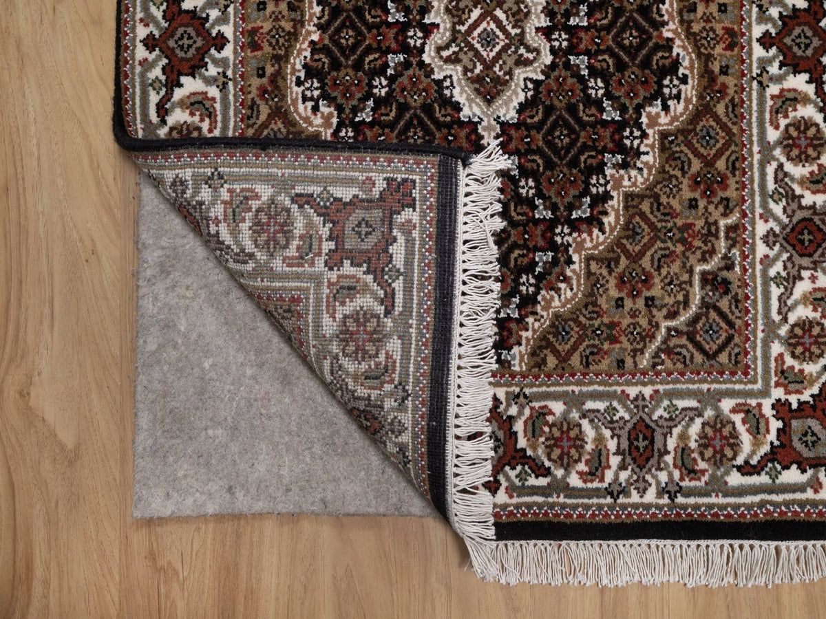 Tabriz hand-knotted wool rug in Black, 2'5" x 4'10", SKU O092689 (view 3)