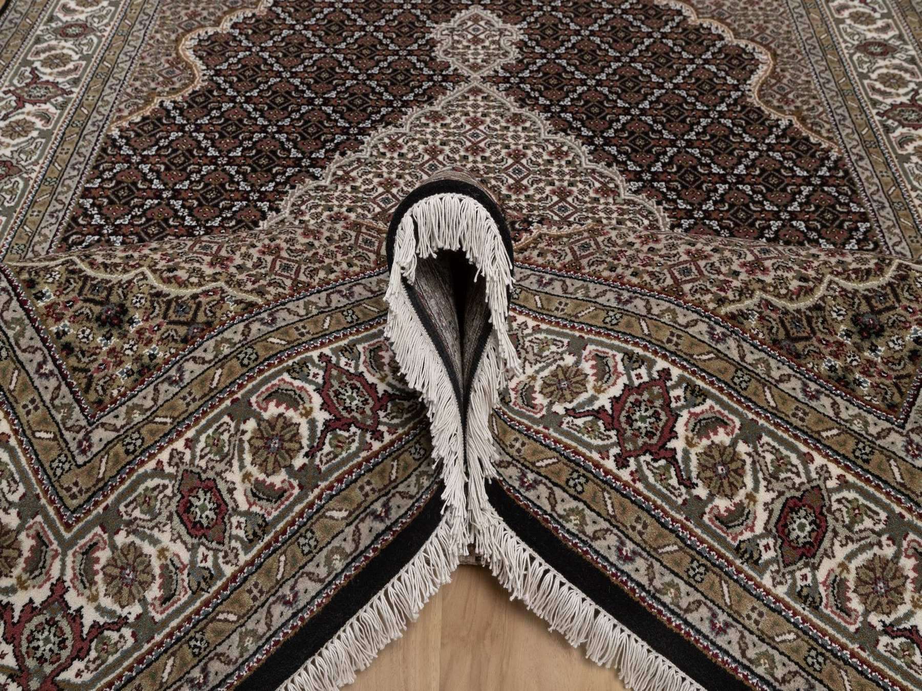Tabriz hand-knotted wool rug in Black, 6'1" x 8'10", SKU O092692 (view 5)