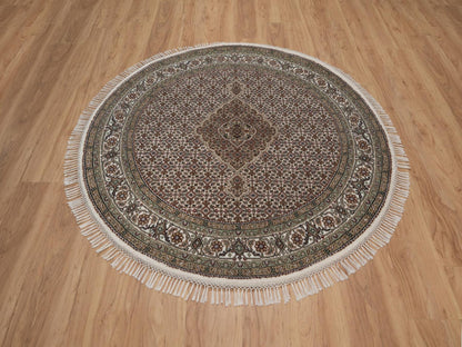 Tabriz hand-knotted wool rug in Ivory, 5' x 5', SKU O092693 (view 2)