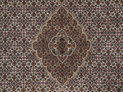 Tabriz hand-knotted wool rug in Ivory, 5' x 5', SKU O092693 (view 5)
