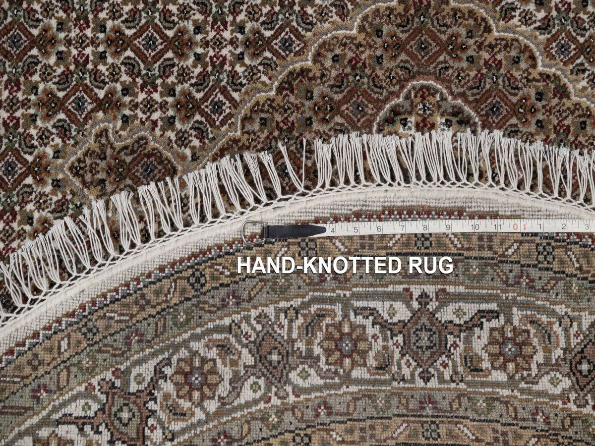 Tabriz hand-knotted wool rug in Ivory, 5' x 5', SKU O092693 (view 8)