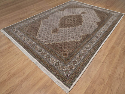 Tabriz hand-knotted wool rug in Ivory, 8'9" x 12'4", SKU O092695 (view 3)